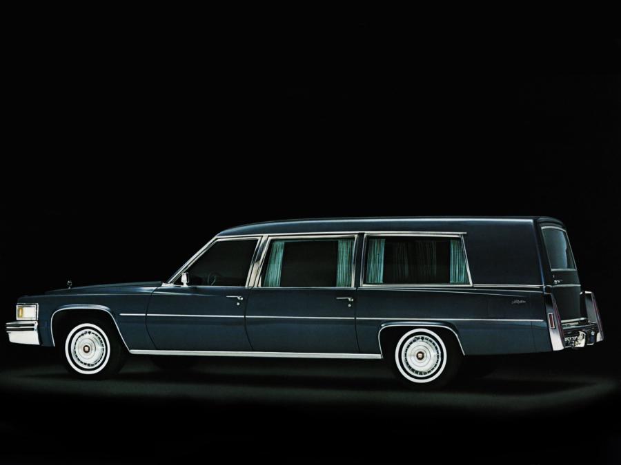  Cadillac Miller-Meteor Classic Funeral Coach 1978 года  (фото 1 из 2)
